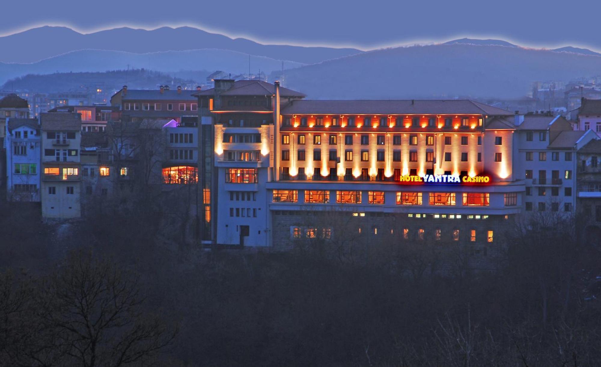 Yantra Grand Hotel Veliko Tŭrnovo Exterior foto
