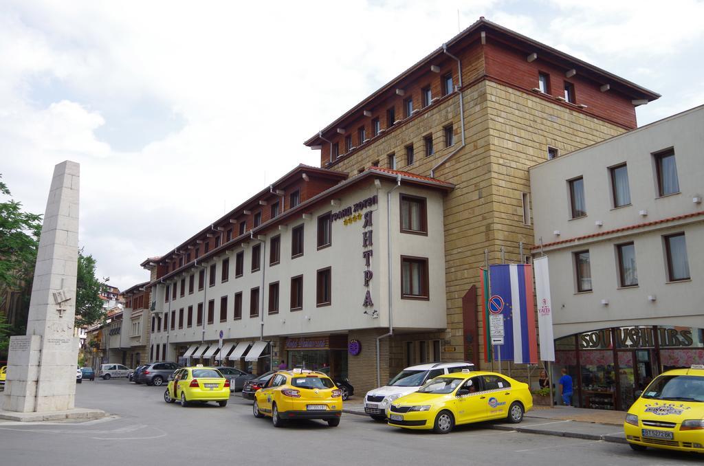 Yantra Grand Hotel Veliko Tŭrnovo Exterior foto